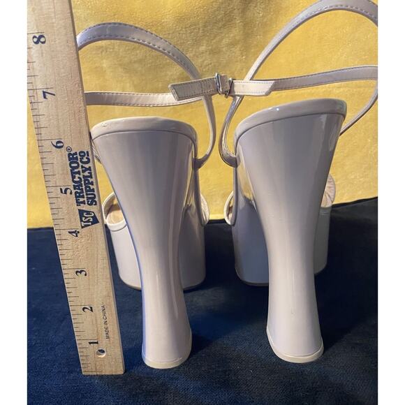 STEVE MADDEN Women's “Blane” Size 9.5M Bone Patent Platform Ankle Strap Heels - Picture 4 of 15